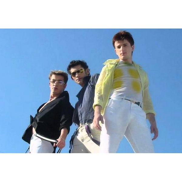 Dragostea Din Tei-O-Zone ver.zMuZyKoWani-mp3-Prof